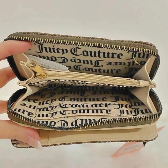Juicy Couture Love Never Dies Multicompartment Bifold Wallet NWOT - Picture 7 of 8